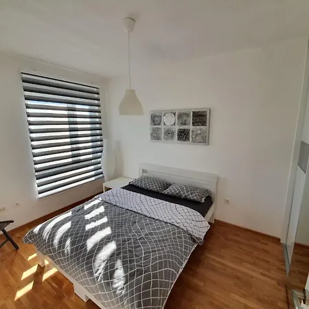 Sunny Home In Mostar With A Garage! Exterior photo
